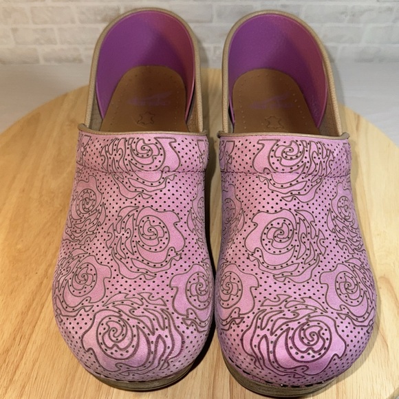 Dansko professional clog, pink floral nubuck, size 40 - Picture 2 of 16